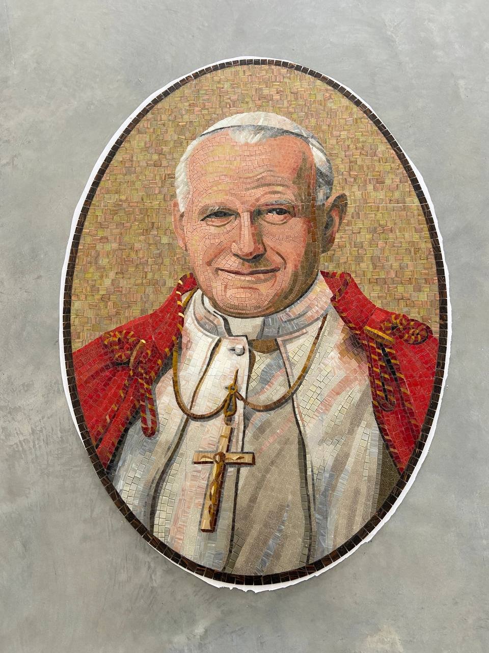 Mozaika – portret papieża, medalion owalny
